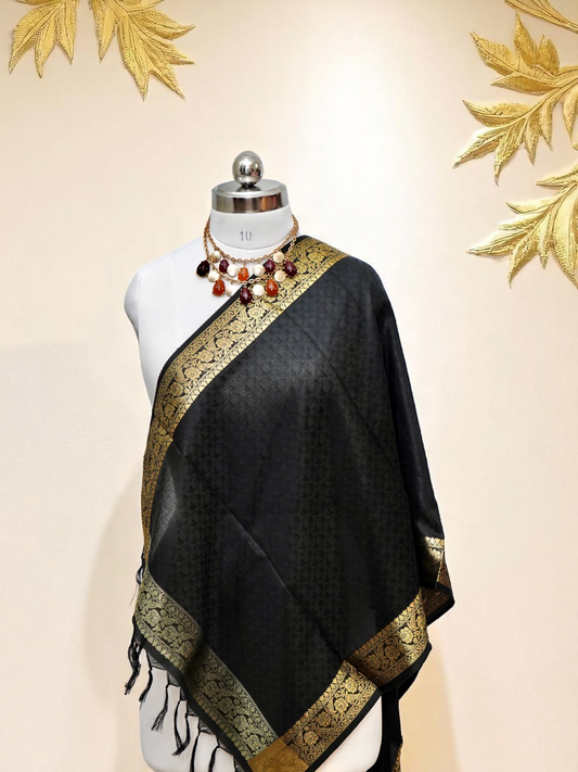 Noorā – Festive Brocade Zari Stole Set of 2 (Classic Red & Black Gold)