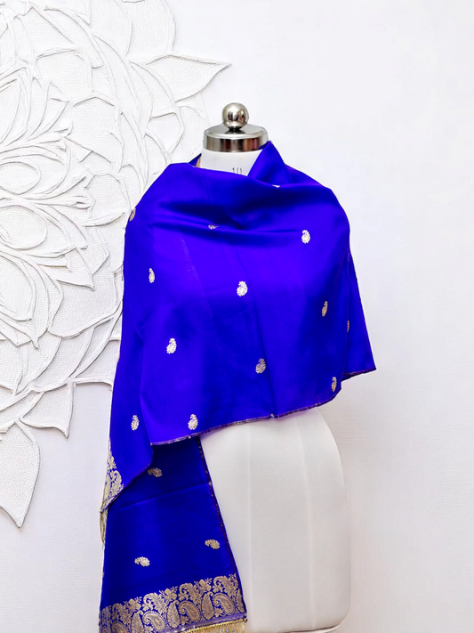 Neelāmbara – pure mulberry Katan silk stole from Varanasi in classic blue tones